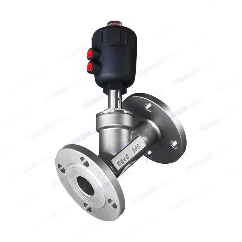 Pneumatic flange angle seat valve